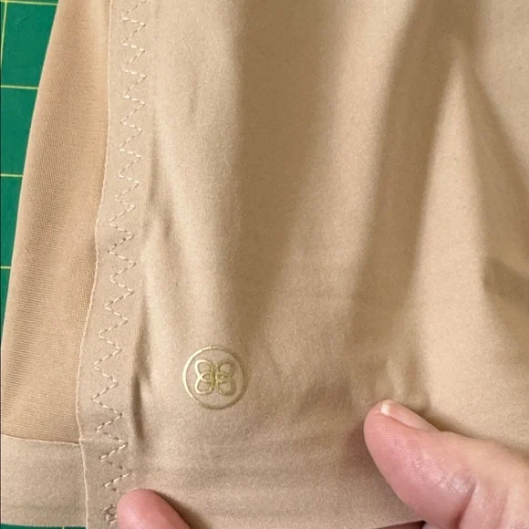 Wow! Honeylove Shapewear Crossover Camisole, sand, size small, like new! - Picture 7 of 8